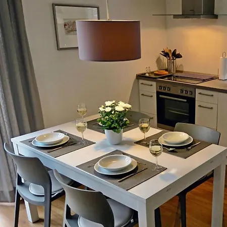 Sailor Comfortable *