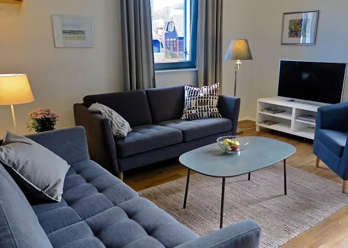 Sailor Comfortable Glowe